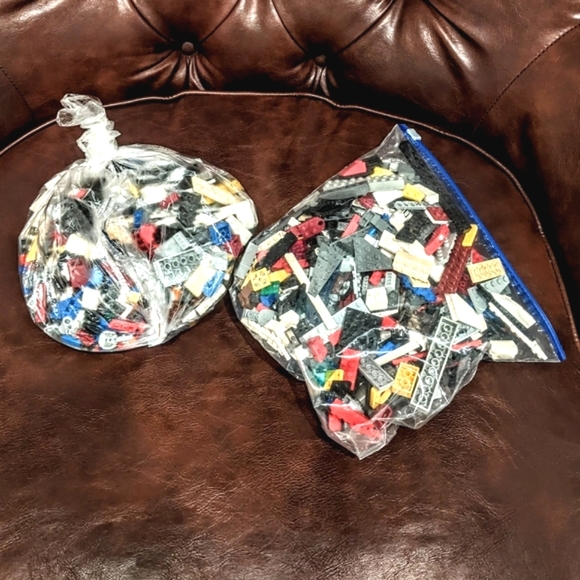 Lego Other - ⭐LAST ONE⭐LEGO Bricks HUGE bags treasure Assorted + free Lego gift!🎁🎁🎁🎄🎄